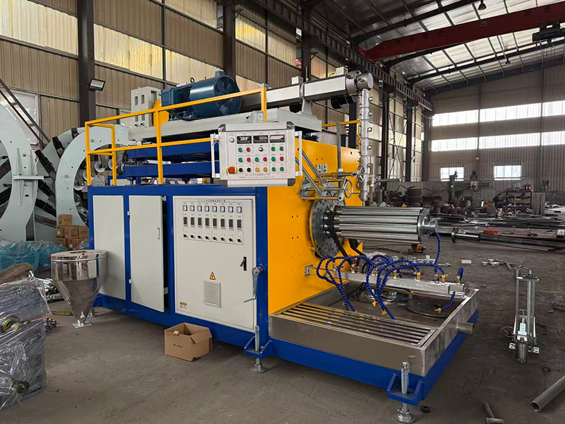 Высокоскоростная линия для производства пятислойных труб с барьером для кислорода